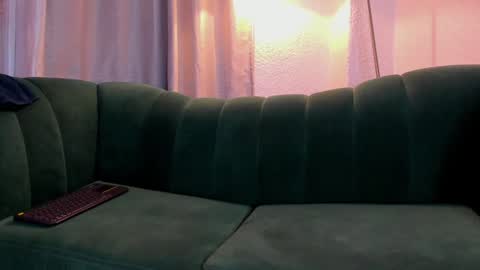     online show from January 29, 2:30 am