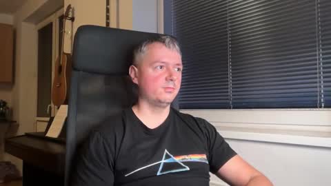 Jogger1991 online show from March 5, 6:37 pm