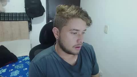 JOHAN independient model online show from October 21, 4:54 pm