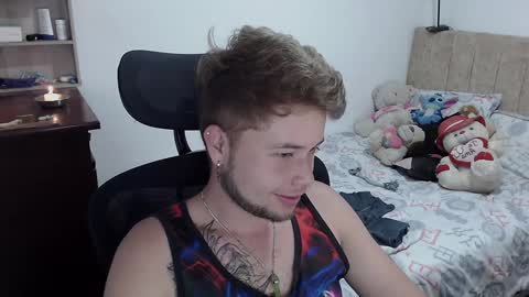 JOHAN independient model online show from December 20, 4:42 am