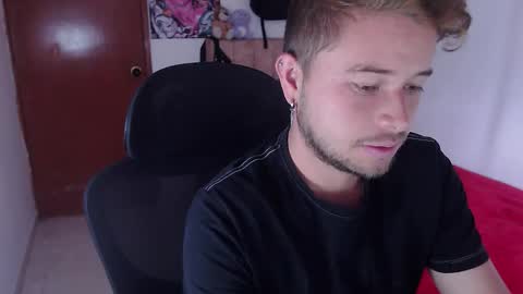 JOHAN independient model online show from October 30, 4:41 pm