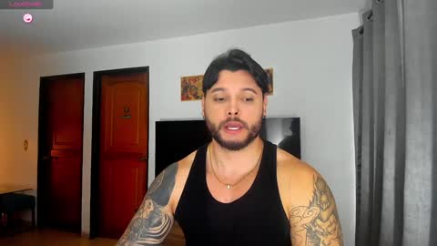 Snapshot of johatsu chatting on January 2, 10:11 pm King -    online show from January 2, 10:11 pm