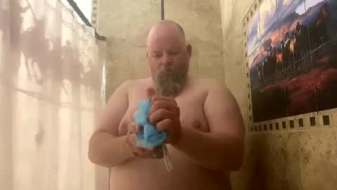 Snapshot of john40a chatting on October 20, 1:20 am John online show from October 20, 1:20 am