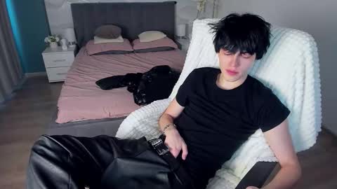 John online show from September 19, 3:01 pm