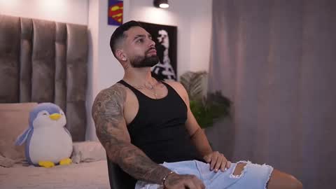 john online show from February 21, 11:01 am