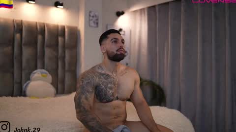 john online show from November 20, 1:05 am