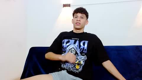 john_ssnow29 online show from October 15, 11:18 am