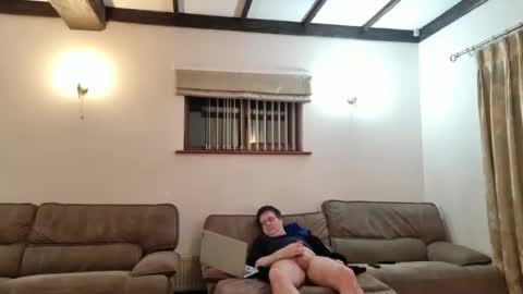 johnathan_stuart33 online show from February 22, 12:12 am