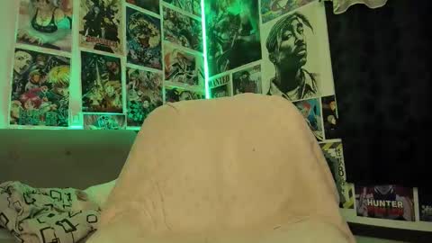 John carrie    Independent  Help me reach my goal 100 likes and 10000 followers  online show from March 28, 8:36 am