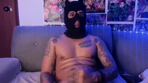 John carrie    Independent  Help me reach my goal 100 likes and 10000 followers  online show from October 31, 4:14 am