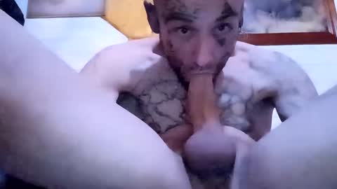 Snapshot of johnnyct36 chatting on December 3, 4:57 am johnnyct36 online show from December 3, 4:57 am