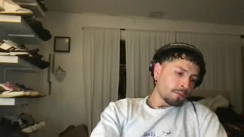 JohnnyDeep66 online show from December 22, 9:00 am