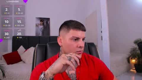 Johny online show from October 27, 6:43 pm