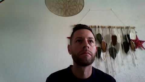 jojo19844 online show from December 17, 7:59 am