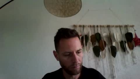 jojo19844 online show from December 18, 11:39 am