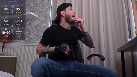 JonahShaw online show from March 18, 5:54 am