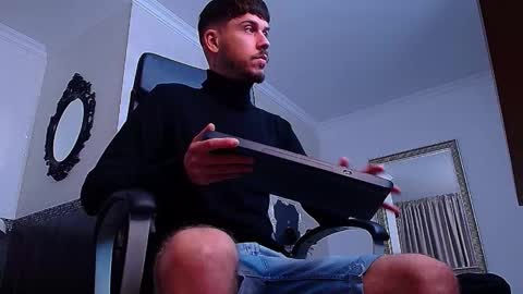 JonahShaw online show from October 1, 4:49 am