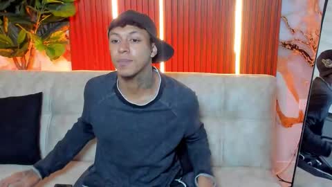 jonathan_guzman_ online show from March 10, 3:23 am