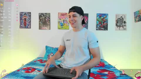 Instagram jonathanfit14 online show from March 9, 8:14 pm