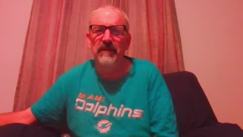 Snapshot of jony_five chatting on September 12, 1:38 am Jon online show from September 12, 1:38 am