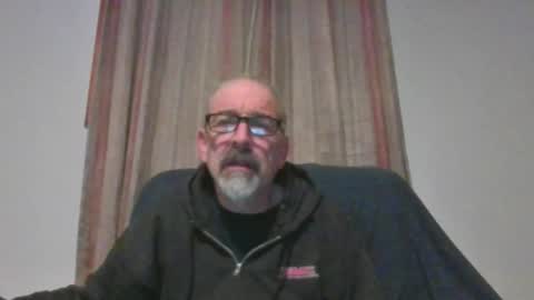 Snapshot of jony_five chatting on February 17, 1:04 am Jon online show from February 17, 1:04 am
