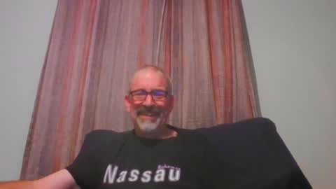 Snapshot of jony_five chatting on September 11, 12:42 am Jon online show from September 11, 12:42 am