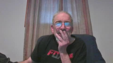 Snapshot of jony_five chatting on March 10, 5:29 pm Jon online show from March 10, 5:29 pm