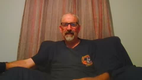 Snapshot of jony_five chatting on September 15, 2:36 am Jon online show from September 15, 2:36 am