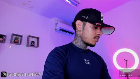 Jordan Smith online show from December 3, 10:18 pm