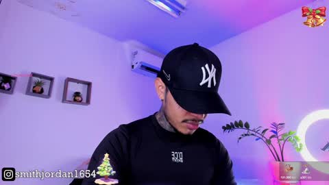 Jordan Smith online show from December 31, 8:02 pm