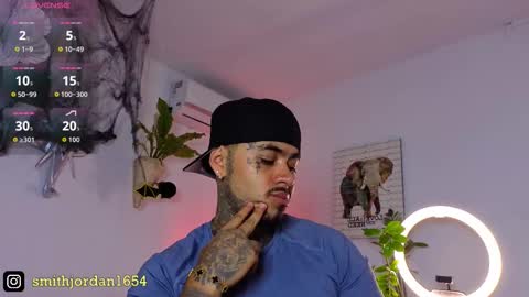 Jordan Smith online show from November 4, 10:33 pm