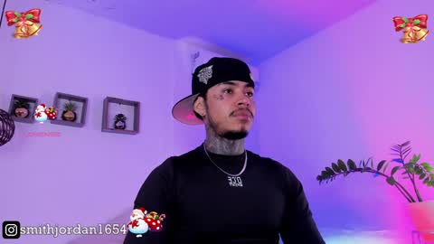 Jordan Smith online show from December 8, 5:11 pm