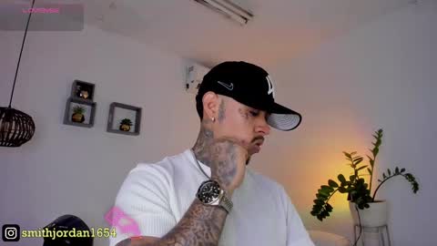 Jordan Smith online show from February 28, 8:39 pm