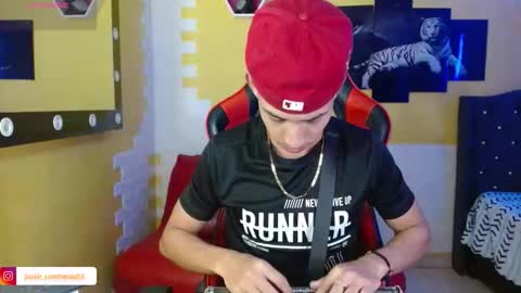 jose_sexycumm online show from October 27, 8:11 pm