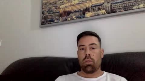 joselejerez online show from February 25, 1:28 am