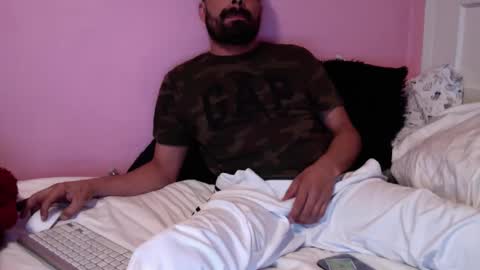 josephs1990 online show from March 9, 11:35 pm