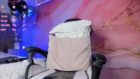 joshmiller___ online show from February 24, 6:47 am