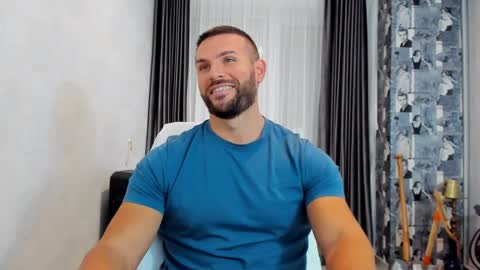 joshuamuscle69 online show from December 11, 6:48 am