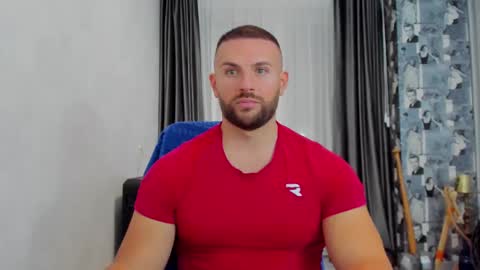 joshuamuscle69 online show from January 8, 6:20 pm