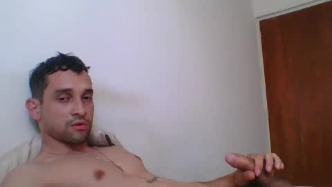 Snapshot of jovenvergonguapo09 chatting on October 25, 6:09 pm Van Helsing online show from October 25, 6:09 pm