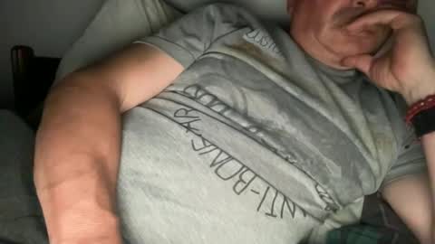 Snapshot of jraiven chatting on February 9, 2:06 am Soy Rai online show from February 9, 2:06 am