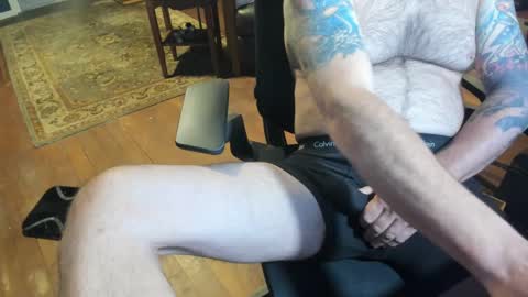 Snapshot of jsimon04 chatting on December 18, 2:49 pm jsimon04 online show from December 18, 2:49 pm