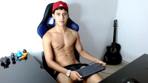 JuanDa online show from December 3, 12:55 am