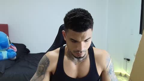 juan_gomez_1 online show from December 4, 12:39 am