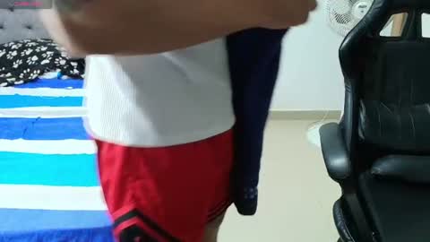 juan_gomez_1 online show from July 7, 11:03 am