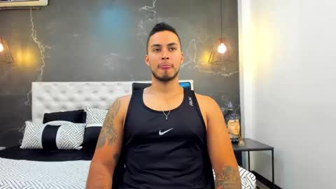 juan_muscle online show from November 9, 5:39 pm