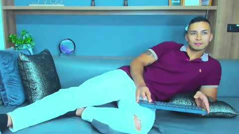 juan_muscle online show from February 15, 3:42 am