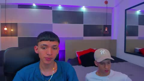 JuanSteven online show from January 8, 4:23 am