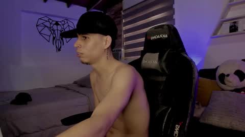 Juan Posada online show from February 11, 8:36 pm