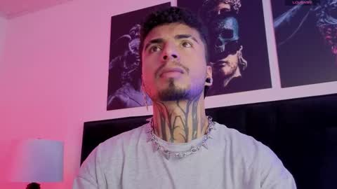 juancamilo66_ online show from March 16, 5:55 am